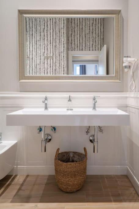 Rome City Center Apartment II Ngoại thất bức ảnh